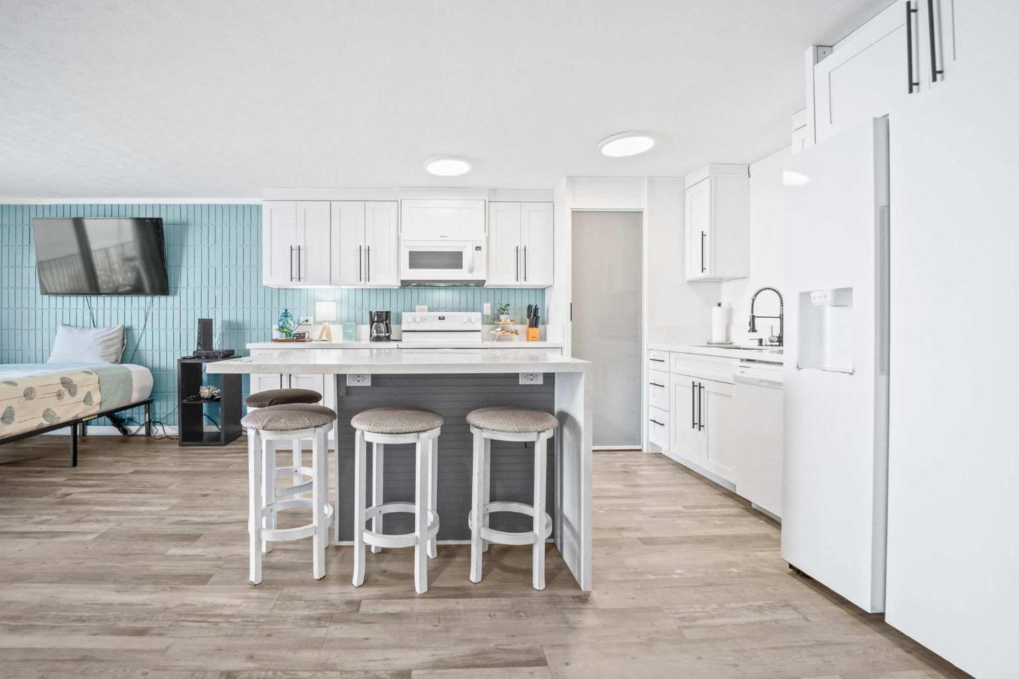Beautiful Beachfront Condo Laie Extérieur photo