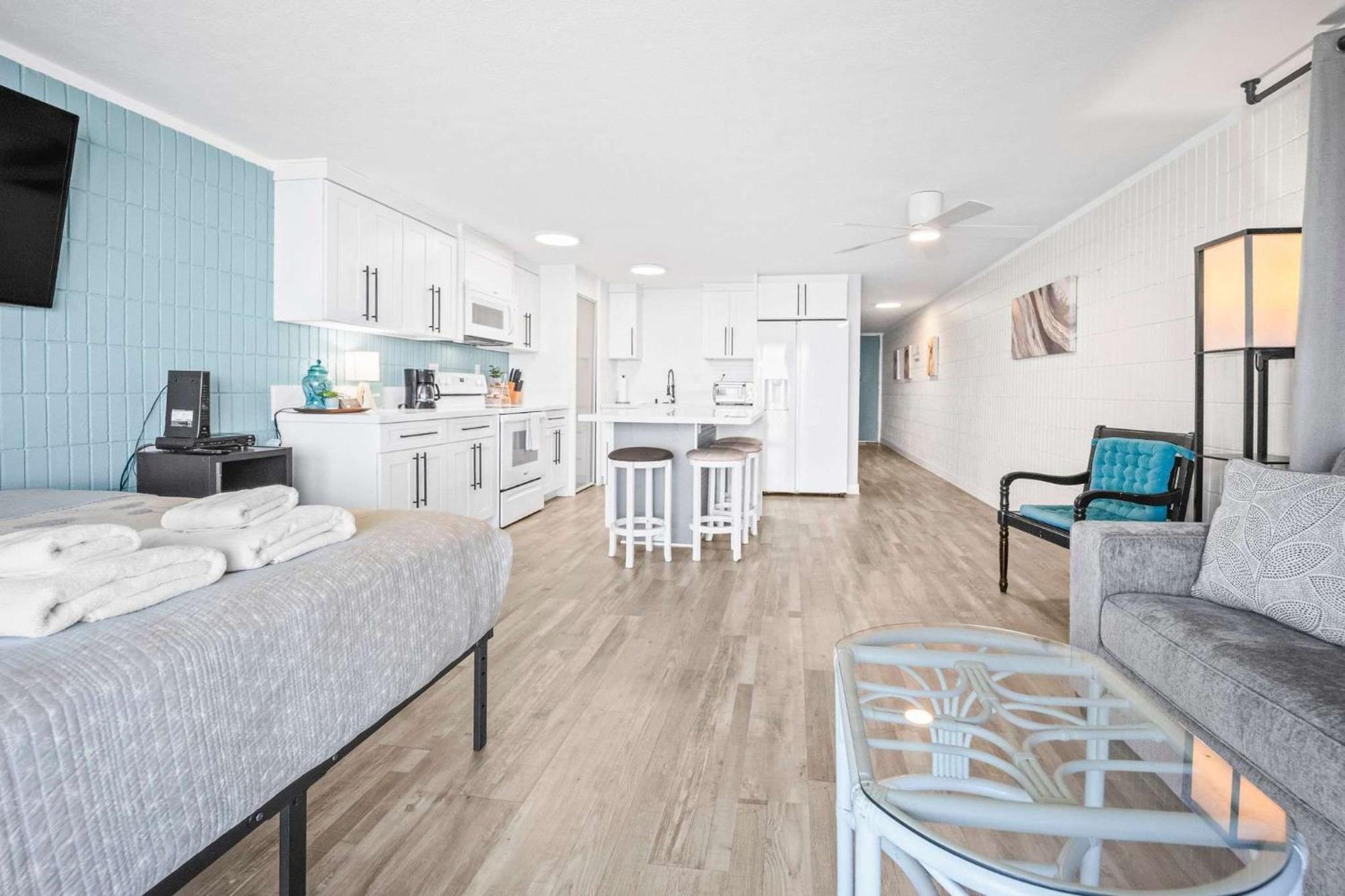 Beautiful Beachfront Condo Laie Extérieur photo