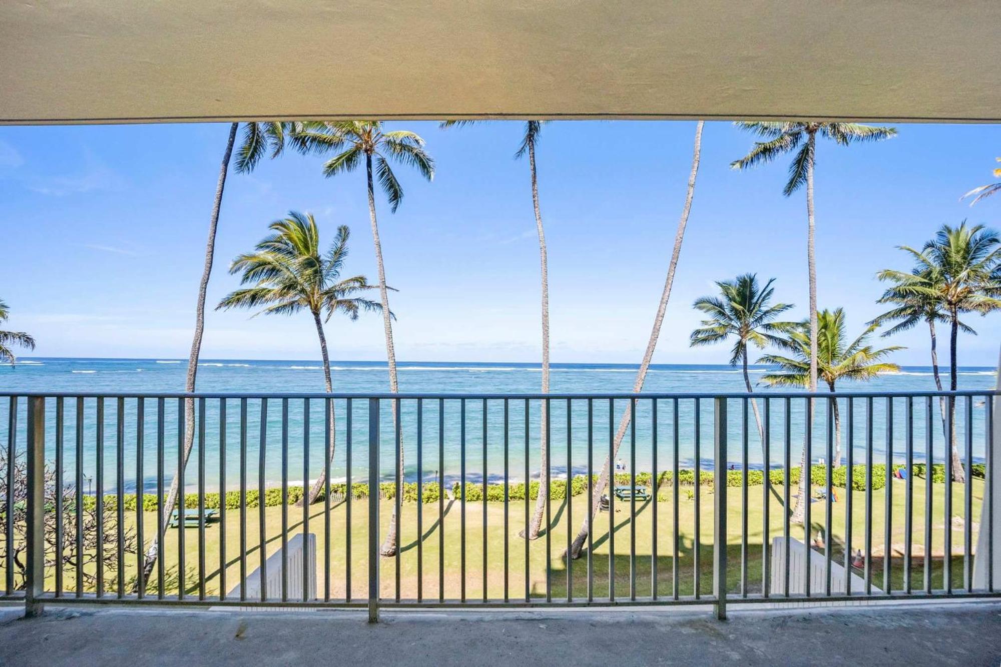 Beautiful Beachfront Condo Laie Extérieur photo